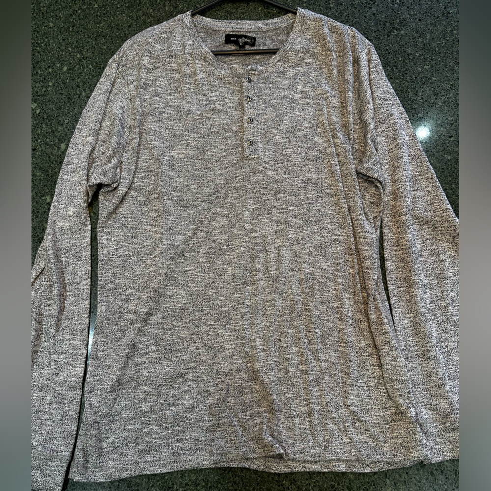 Like New Treasure&Bond Henley Size XL Men’s
